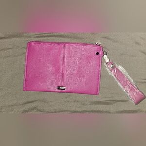 Palace of Jewells Pebble Clutch from Thirty-One.
